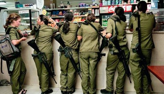 Поход солдат в магазин