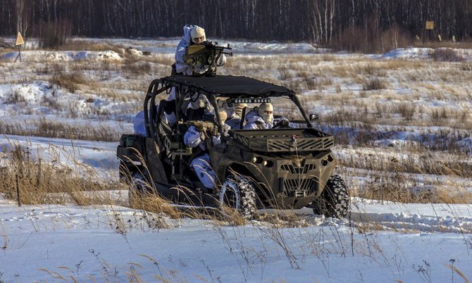 ​Зимние учения бойцов ССО с новой техникой - Долгие роды ССО | Warspot.ru